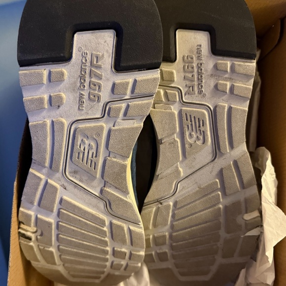 New Balance 997 R Classics Unisex Blue Grey Sz 9 Women /7.5 Men US - Picture 9 of 10